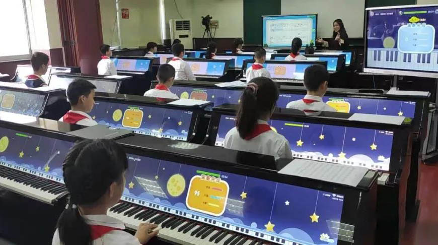 逐梦智能钢琴参与上海市教育信息化标杆校创建成果交流展示活动取得圆满成功